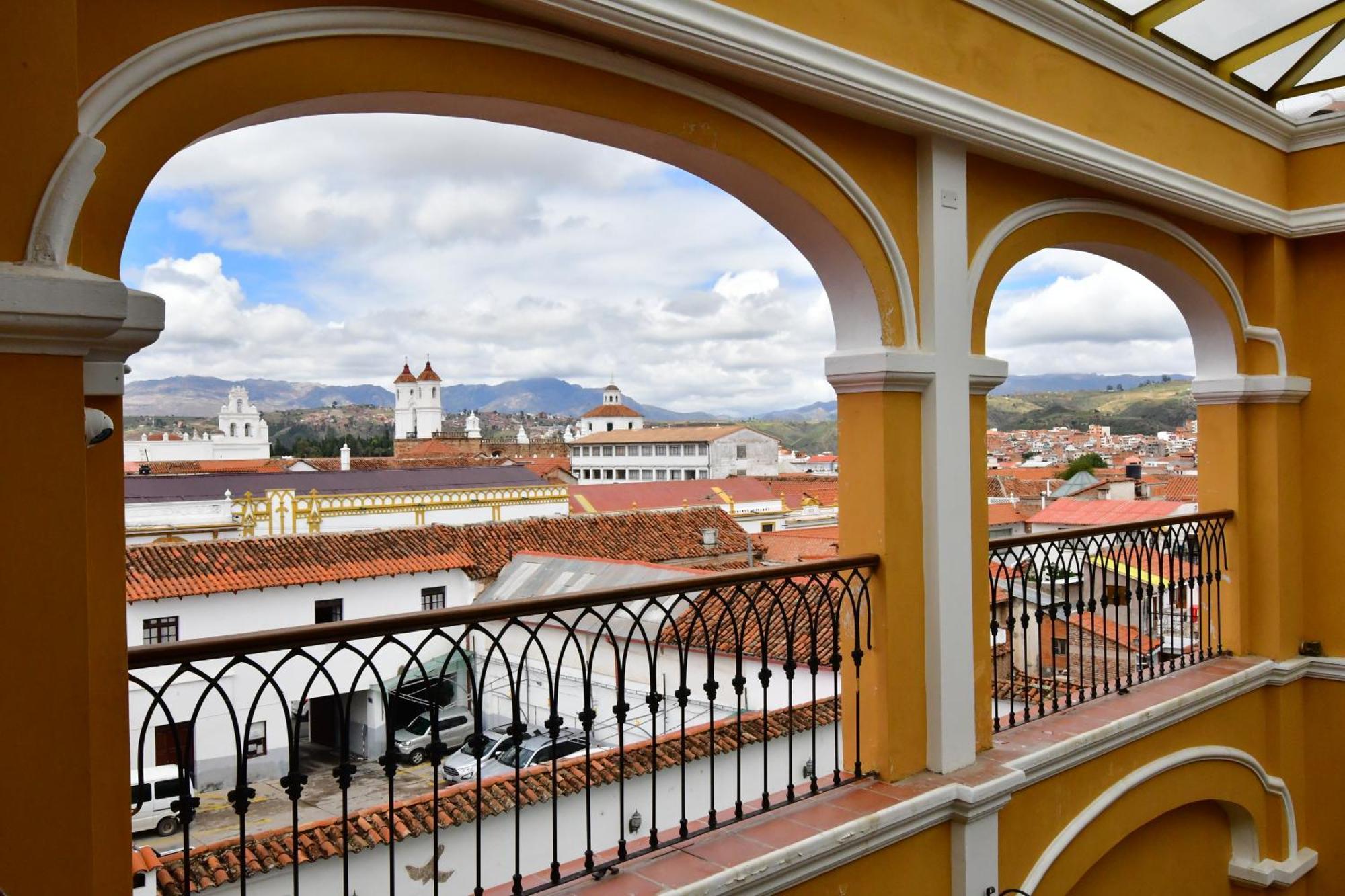 Parador Santa Maria La Real Sucre Exterior foto